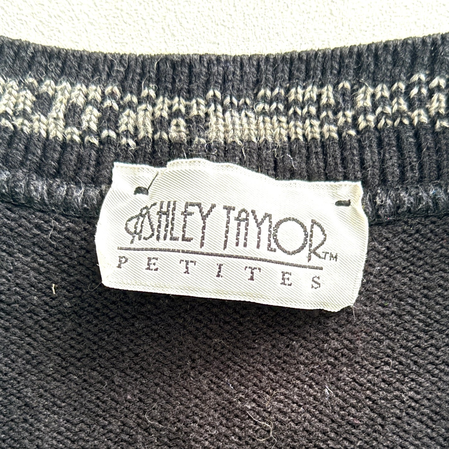 Vintage Ashley Taylor, Cardigan