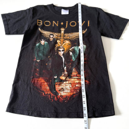 Secondhand Bon Jovi, Band T-Shirt