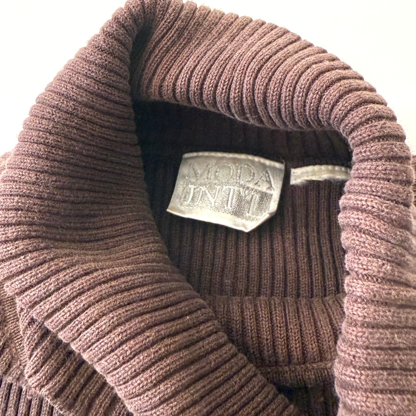 Secondhand Moda Intl, Turtleneck