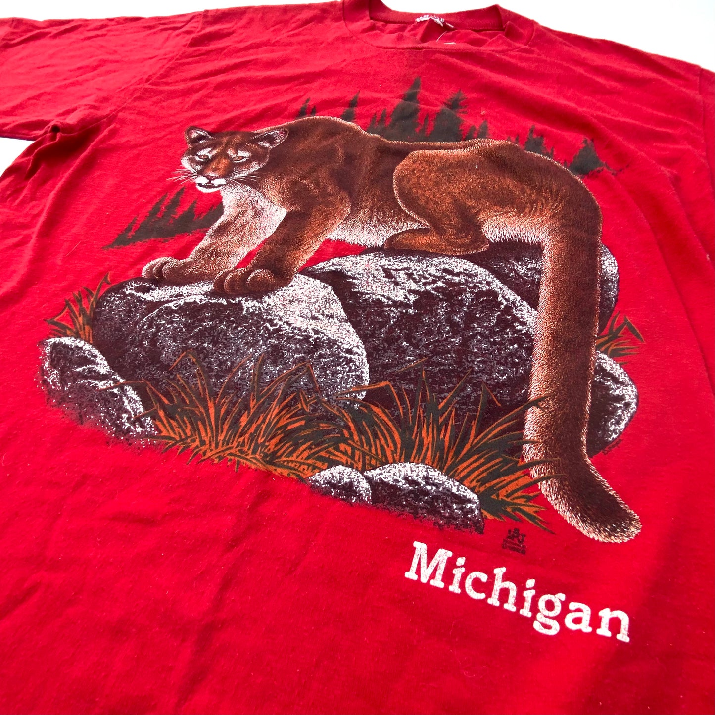 Vintage Mountain Lion, Michigan T-shirt