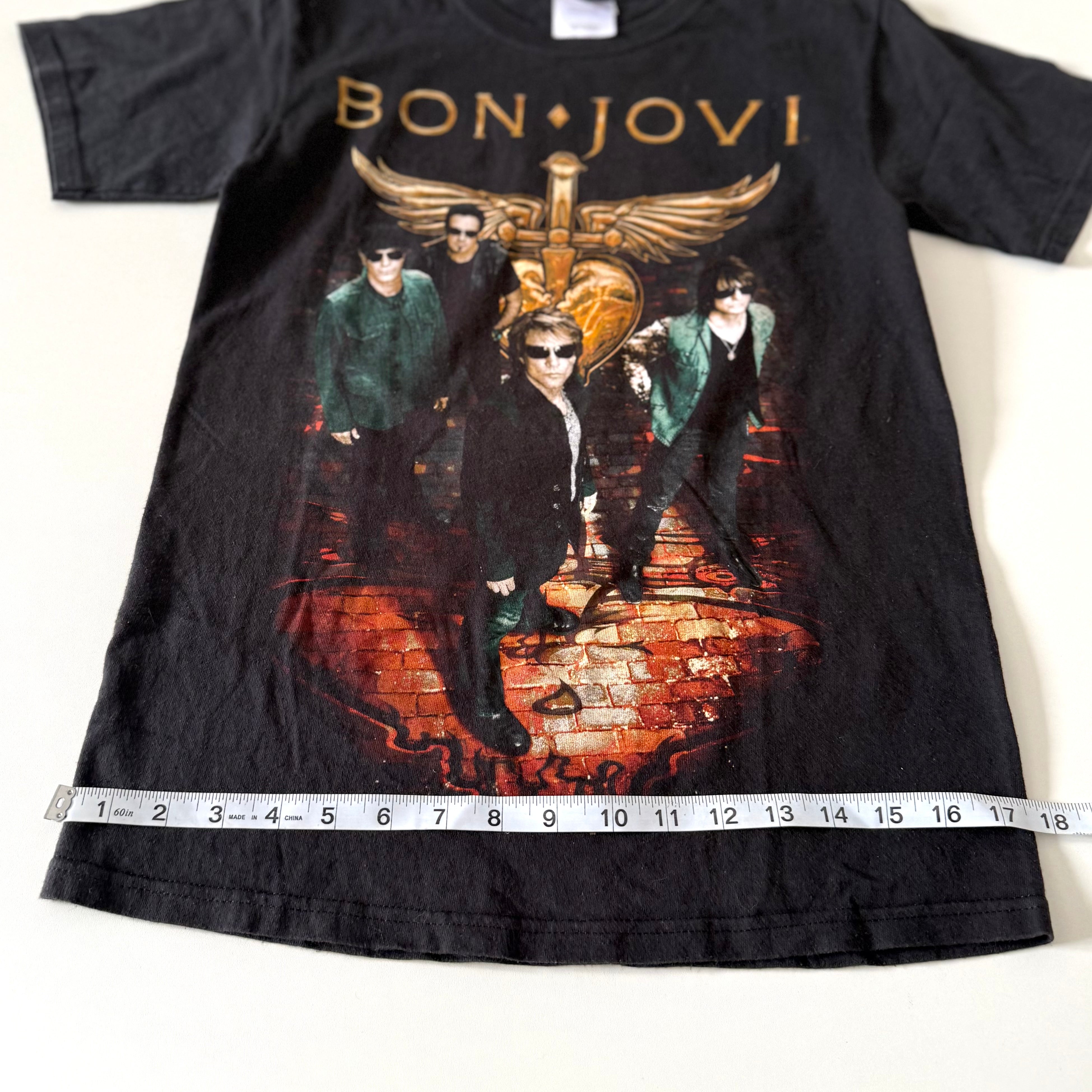 Secondhand Bon Jovi, Band T-Shirt – TheBoyfriendsCloset