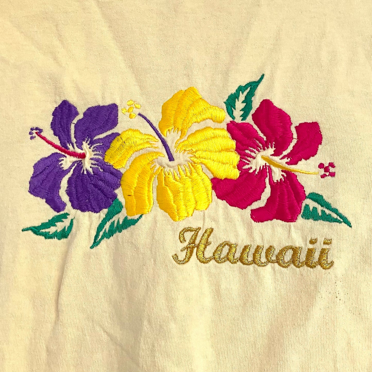 Hawaii, Secondhand T-shirt with Hibiscus Flowers