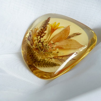 Vintage Lucite Style Dried Flower Brooch
