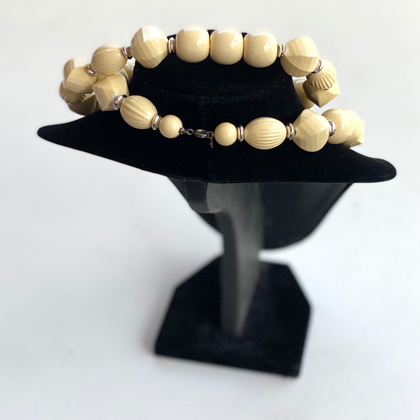 Cream Beaded Vintage Necklace