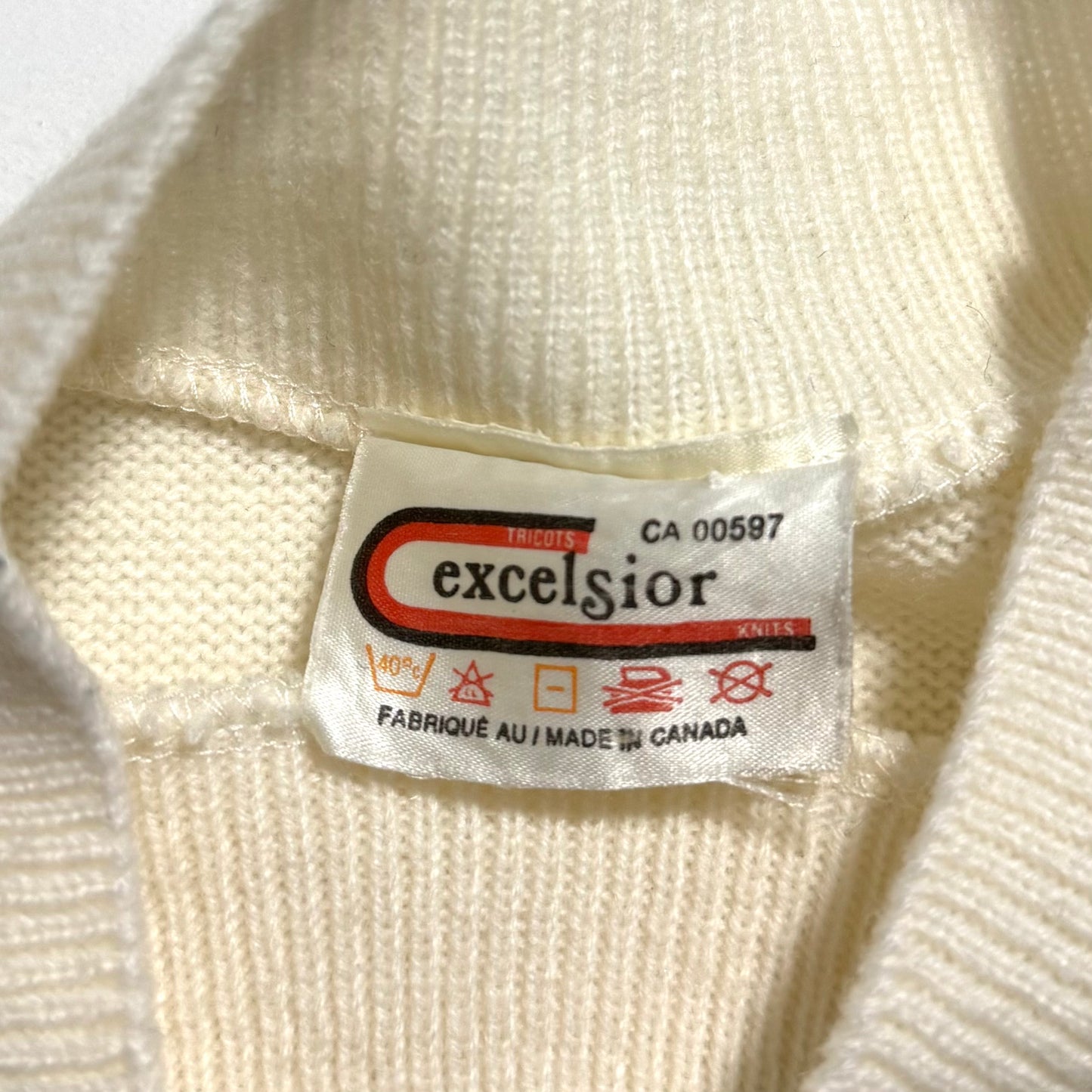 Vintage Tricots Excelsior Knits, Swirl Patterned Sweater