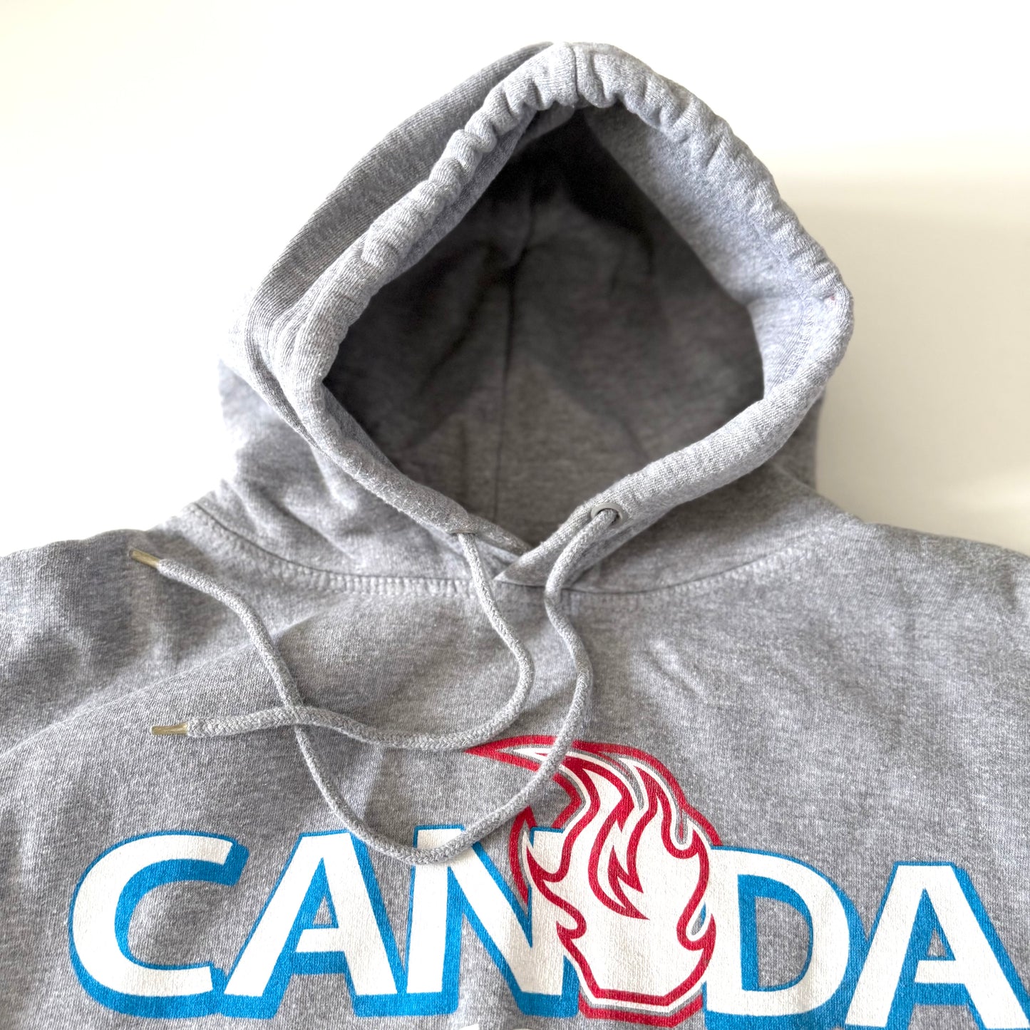 Secondhand Sapin, Vancouver Hoodie