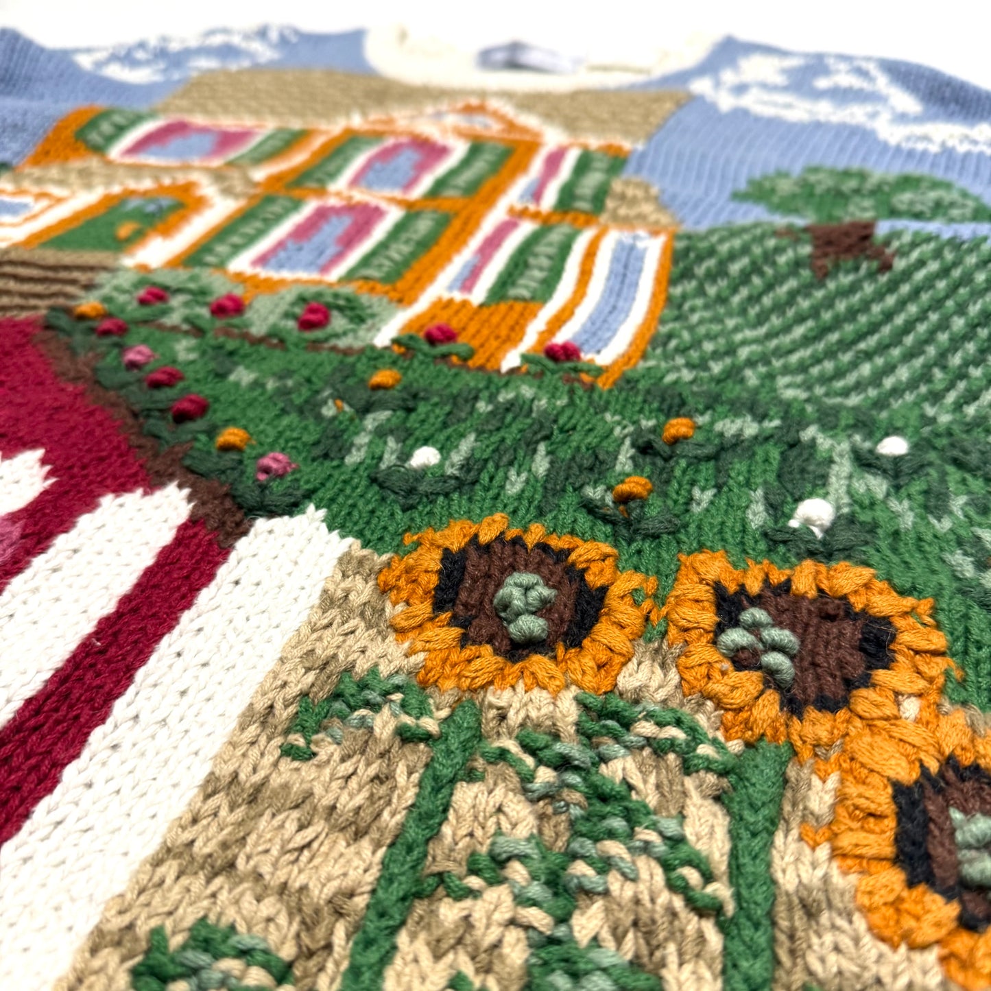 Vintage Signatures by Northern Isles, Cat & Sunflowers Sweater