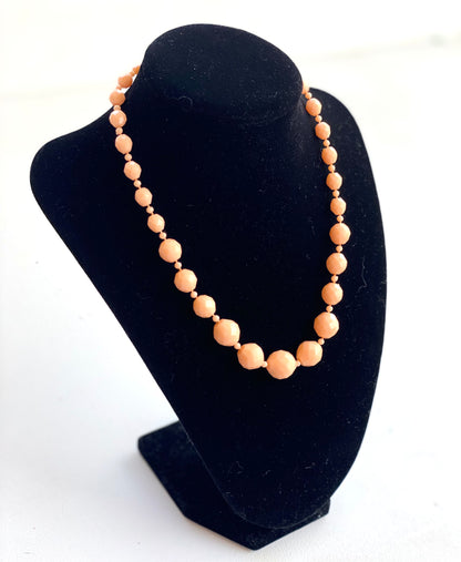 1960's Pink Graduating Vintage Beaded Necklace