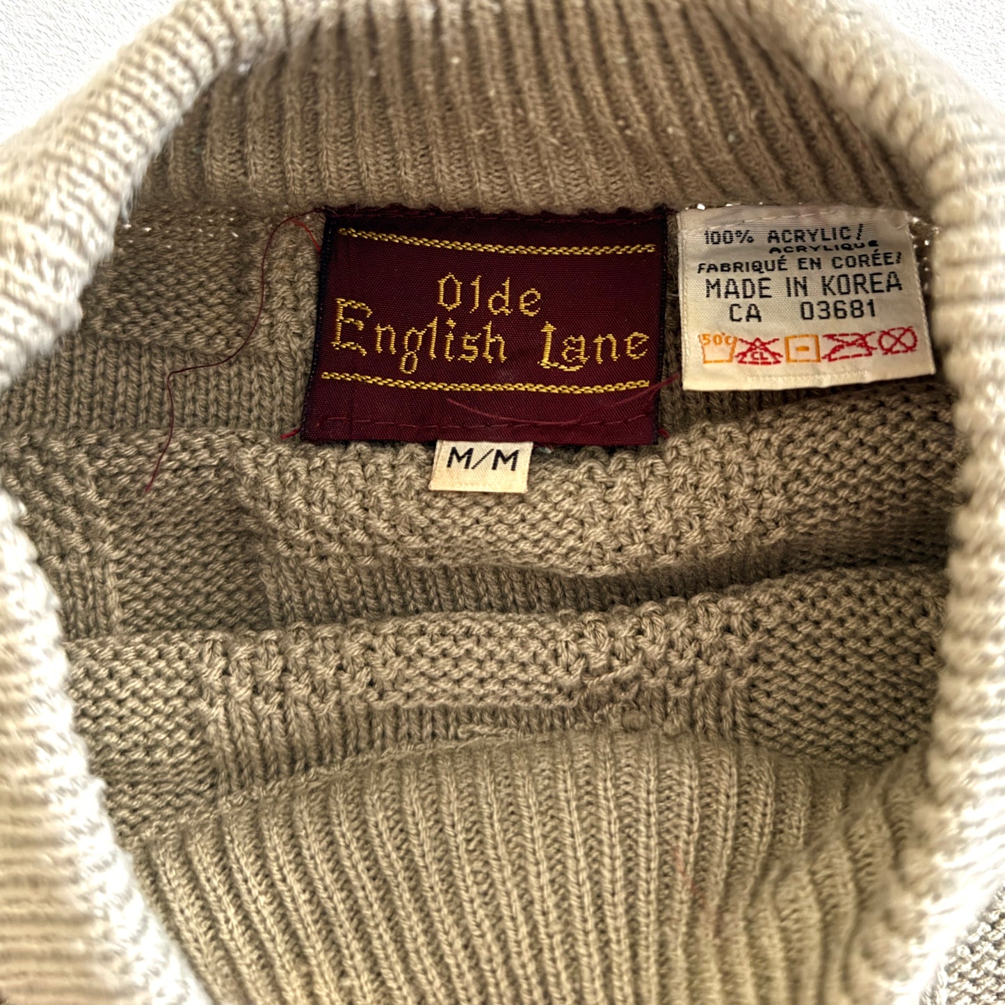 Vintage Olde English Lane, Sweater