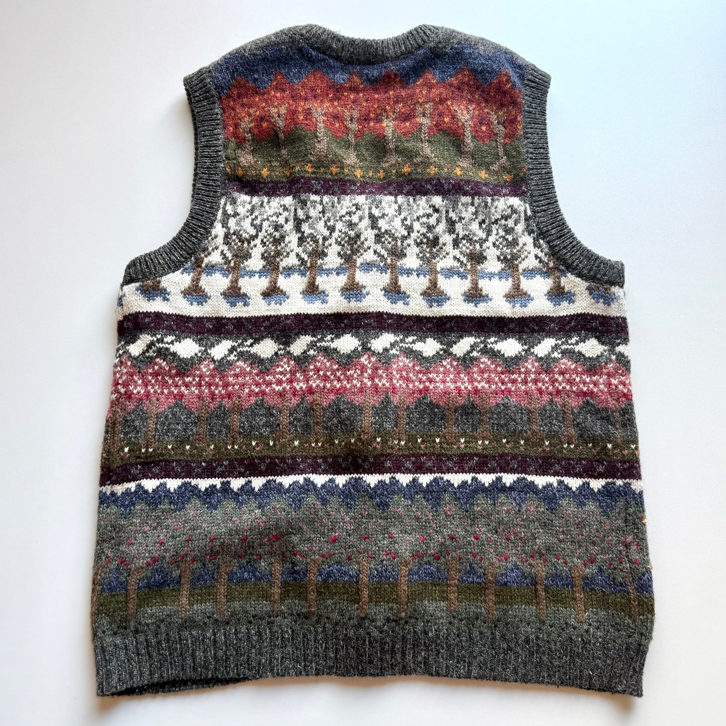 Vintage Northern Reflections, Four Seasons Vest