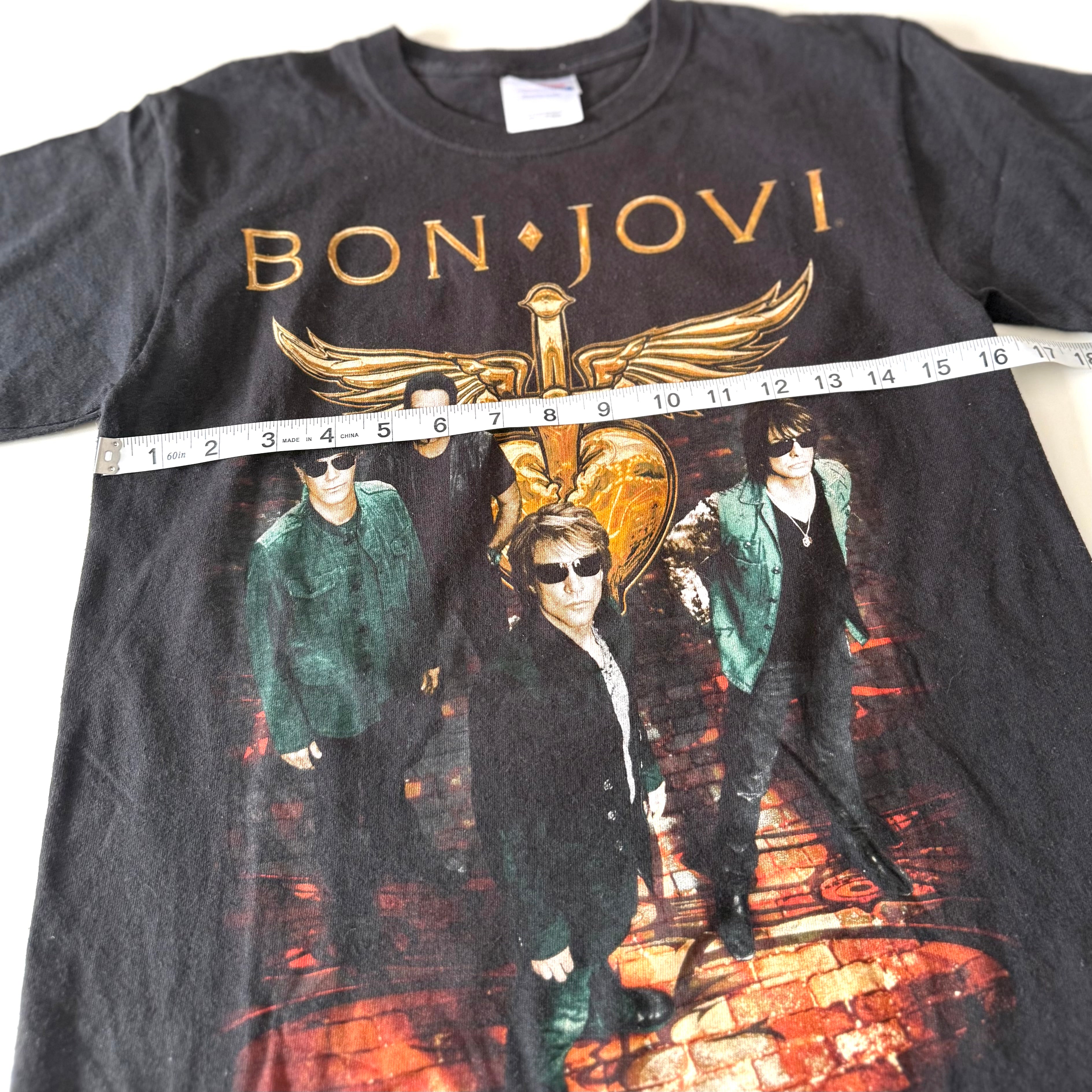 Secondhand Bon Jovi, Band T-Shirt – TheBoyfriendsCloset